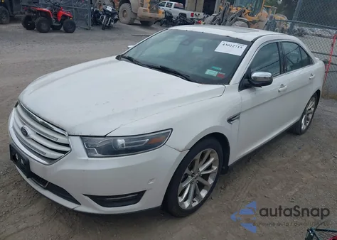 2016 Ford Taurus Limited z USA, uszkodzony, nr VIN 1FAHP2J87GG130136